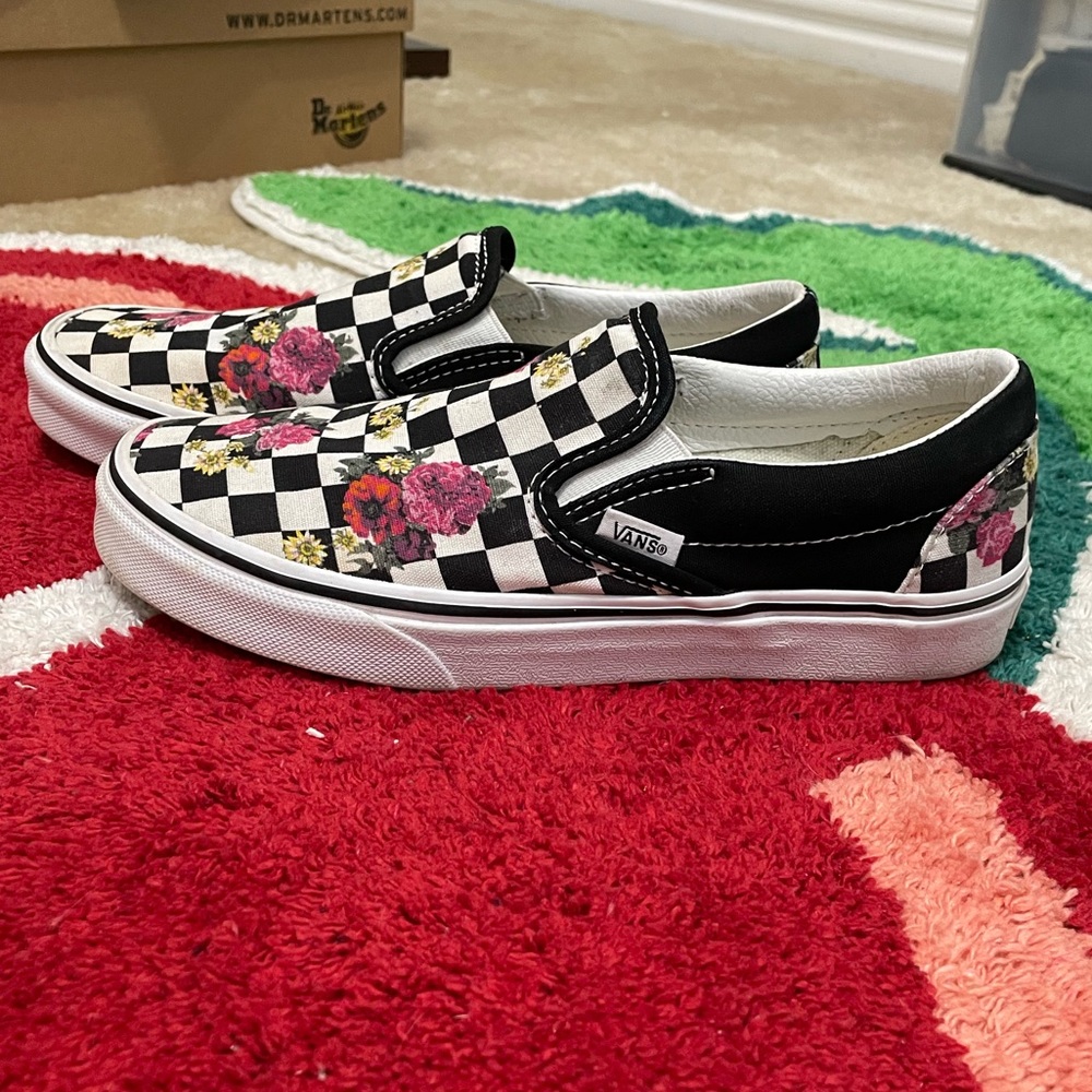 Floral vans